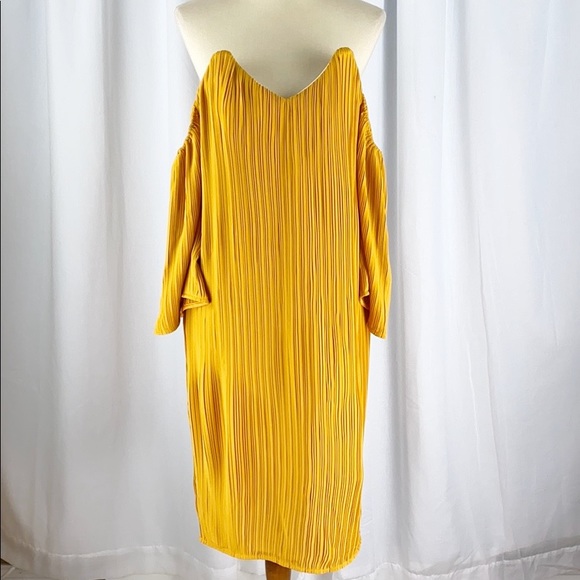 REVOLVE ELLIATT Marigold Off Shoulder Dress - Picture 2 of 8